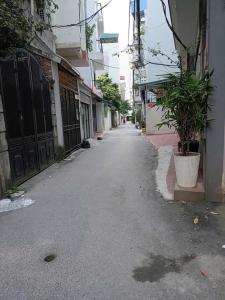 BÁN ĐẤT THẠCH BÀN - GẦN CÔNG VIÊN